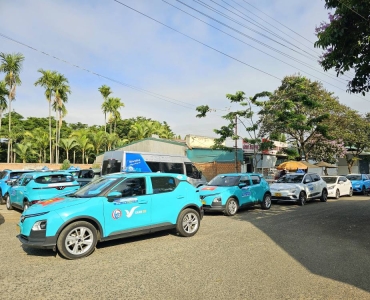 Dịch vụ thuê xe oto 7 chổ